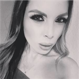 Meet your Posher, Lilly